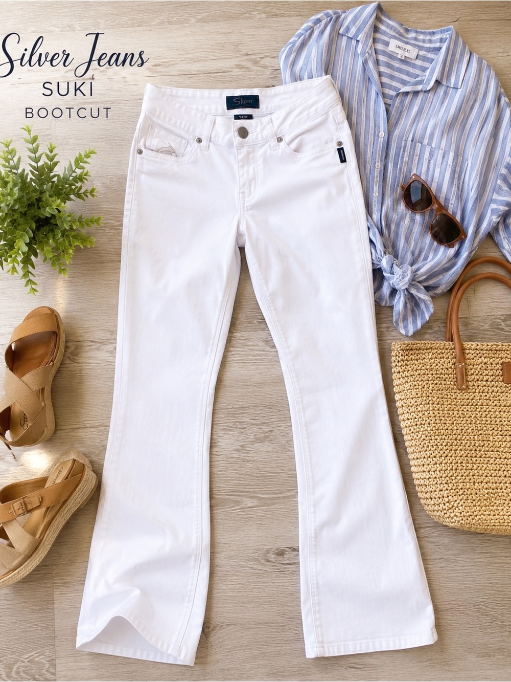 Silver Jeans Suki Mid Rise Bootcut White Jeans Size 29 L33